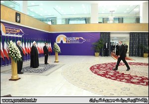 سفرای خارجی مقیم تهران سالگرد پیروزی انقلاب اسلامی را به دکتر روحانی تبریک گفتند