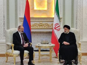 دیدار نخست وزیر ارمنستان با آیت الله رئیسی