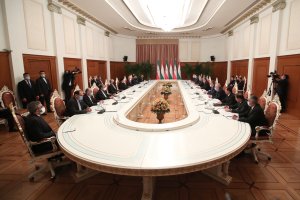 نشست مشترک هیئت های عالیرتبه ایران و تاجیکستان