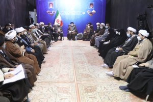 نشست با فعالین فرهنگی و اجتماعی