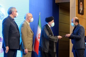 تقدیر از برگزیدگان سی و پنجمین جشنواره بین‌المللی خوارزمی 