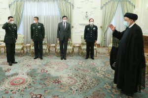 دیدار وزیر دفاع چین با رئیس جمهور