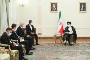 دیدار معاون نخست وزیر آذربایجان با رئیس جمهور