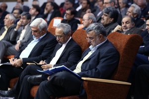 جلسه توسعه و سرمایه‌گذاران استان بوشهر