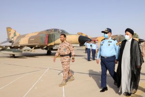 بازدید از پایگاه شکاری شهید نوژه