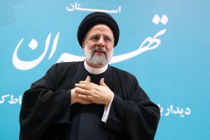 حضور دکتر رئیسی در اجتماع مردم شهرستان رباط‌کریم