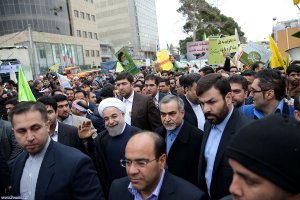 رﯾﯿﺲ ﺟﻤﻬﻮری ﺑﻪ جمع باشکوه راﻫﭙﯿﻤﺎﯾﺎن 22 ﺑﻬﻤﻦ ﭘﯿﻮﺳﺖ