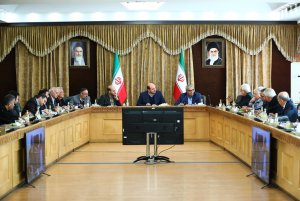 بررسی راهکارهای استفاده از ظرفیت‌های بخش خصوصی برای کمک به اتخاذ راهبردهای صحیح اقتصادی