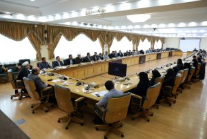 نشست فرزندان شهدای نهاد ریاست جمهوری با معاون اجرایی رئیس جمهور