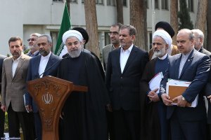 رییس جمهوری در پایان جلسه هیات دولت و در جمع خبرنگاران