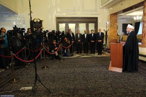  حفظ حقوق هسته‌ای، رفع تحریم‌ها و تعامل سازنده با جهان مبنای مذاکرات بوده و هست/قدردانی از رهنمودهای رهبر معظم انقلاب، پشتیبانی مردم و همدلی مسوولان/ثابت شد ملت ایران با تهدید و تحریم، تسلیم نمی‌شود/تعهدات ایران متوازن و مشروط به تعهدات طرف مقابل است/دولت متعهد به رفع موانع تولید، اشتغال و صادرات غیرنفتی است