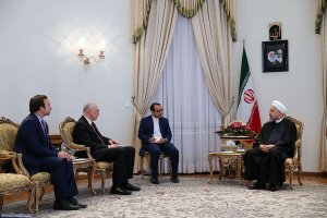 دیدار با سفیر یونان