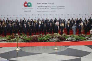 عکس دسته جمعی روسای هیئت های کشورهای  OIC