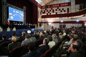 به آینده توسعه ایران امیدوارم/ تورم یک رقمی باید تحقق یابد/ دولت برای دادن فضا به بخش غیردولتی تصمیم قاطع دارد/ دولت حاضر است سود سرمایه گذاری در بخش‌های مختلف را تضمین کند/اگر طرف مذاکره‌ کننده بر مشکلات داخلی خود فائق شود، می‌توانیم مسایل را حل و فصل کنیم/ بمباران یک کشور فقیر، اشتباه است