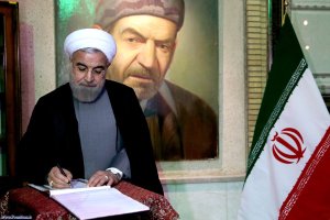 سفر به استان آذربایجان شرقی - بازدید از مقبره الشعرا تبریز
