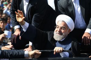 دکتر روحانی وارد غرب استان تهران شد