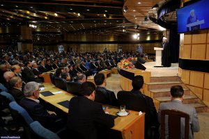 پیروزی دولت برگزاری انتخاباتی رقابتی، سالم و پرشور است/ هیچ جناح و تفکر سیاسی قابل حذف نیست/عده‌ای از لبخند و رضایت مردم هراسناکند/ چه کسی حق دارد غیرمودبانه راجع به سردار دیپلماسی سخن بگوید؟/ در انتخابات اسفندماه، رییس جمهوری به عنوان مجری قانون اساسی وارد عمل می شود