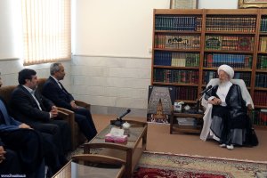 دیداردکتر نهاوندیان با حضرت آیت الله مکارم شیرازی