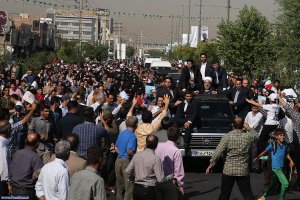 استقبال گرم مردم شهیدپرور جنوب غرب تهران از رییس جمهوری