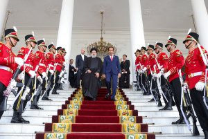 مصاحبه مطبوعاتی روسای جمهور ایران و اندونزی