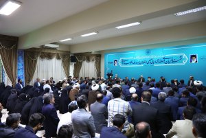 به حاشیه راندن مدیران بی‌انگیزه و خسته سیاست قطعی دولت مردمی است/ تاکید بر اهمیت نقش فعالان فرهنگی استان در تبیین ابعاد جنگ شناختی دشمن برای مردم
