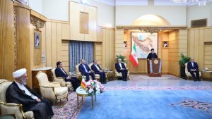 LatAm states share discourse with Iran's glorious Islamic Revolution/ We need a review of ties with LatAm countries as a strategic centre in world/ Dear Iranian people should know that every step we take is based on country's national interests
