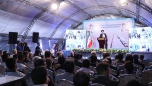 Gov't determined to make up for delays in infrastructure projects/ Today, power generation in country aimed at solving people's problems
