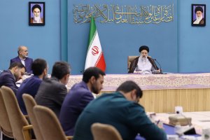 برقراری عدالت در پرداخت حقوق و مزایا/ اهتمام بیشتر به اجرای قانون ارتقای سلامت اداری و راه‌اندازی سامانه‌های یکپارچه اداری/ ضرورت بازنگری در تدابیر و اقدامات صورت گرفته برای تحول در نظام اداری و ارتقای بهره‌وری
