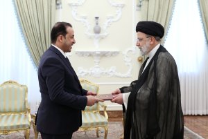 دریافت استوارنامه سفیر جدید « لیبی »