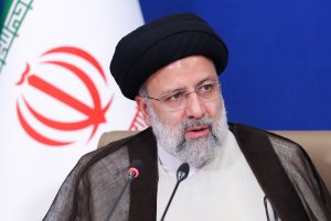 دستگاه‌ها به بهانه تاخیر در تصویب لایحه حجاب و عفاف، اجرای تکالیف قانونی خود را در این زمینه معطل نکنند
