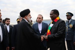 دکتر رئیسی هراره را به مقصد تهران ترک کرد