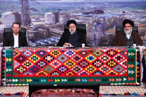 نشست شورای برنامه ریزی و توسعه با حضور جمعی از فعالان اقتصادی