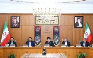 افزایش مشارکت‌های مردمی و همراهی و همگرایی اجتماعی، مسئولیت بسیار مهم دولت است/ وزارت جهادکشاورزی و بانک مرکزی مطالبات گندمکاران را جزو «دیون ممتازه» دولت تلقی و پرداخت آن را هرچه سریع‌تر کامل کنند/ تأکید بر اهمیت مشورت‌پذیری مسئولان و استفاده از ظرفیت نخبگان و صاحب‌نظران در تصمیم‌سازی و تصمیم‌گیری‌ها

