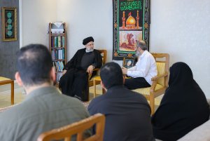 حضور در منزل دیپلمات آزاده اسدالله اسدی