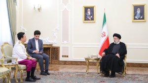 الدکتور رئیسی: نرید تعزیز العلاقات مع أعضاء منظمة التجارة الحرة لدول الآسیان و توثیق المناسبات مع الدول الأعضاء بما فیها کمبودیا/ سفیر کمبودیا الجدید: لدی البلدین علاقات بناءة و ایجابیة فی المجالات الثنائیة و تعددیة الأطراف