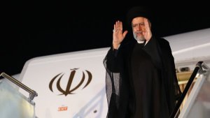 Dr Raisi leaves Tehran for Johannesburg to participate in 15th BRICS Summit
