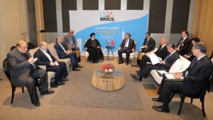 Dr Raisi: Iran's membership in BRICS will strengthen its approaches, including opposition to American unilateralism/ Emphasis on implementation of agreements within framework of 25-year strategic cooperation/ Chinese President's congratulations on Iran's membership in BRICS/ Readiness to strengthen bilateral cooperation, multilateralism process 
