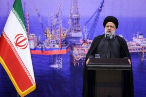 مراسم آغاز تولید گاز از فاز 11 میدان مشترک پارس جنوبی
