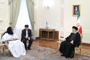 دیدار وزیر خارجه بورکینافاسو با رئیس جمهور