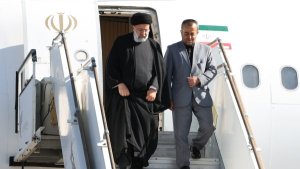 Dr Raisi arrives in Birjand/ Inauguration of construction operation of Nahbandan-Birjand-Qaen-Yunesi railway line
