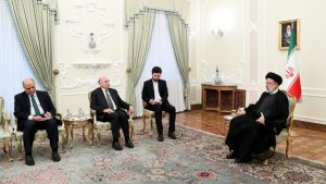 أثبتت ایران انها صدیقة لدولة العراق فی الأیام العصیة و الحرجة‌ لهذا البلد/ لایمکن تحمّل تواجد الجماعات الارهابیة فی الحدود المشترکة مع ایران فی داخل التراب العراقی