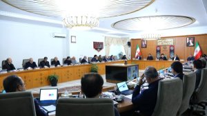 Report of the Minister of Agricultural Jihad on health status of livestock inputs in silos of Hamedan/ Oil Minister's promise to curb 52-torch gas in the East Karun region for the next two years/ Dr Raisi: All executive affairs in provinces should be under authority of governor-general
