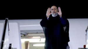 Dr Raisi leaves Tehran for New York
