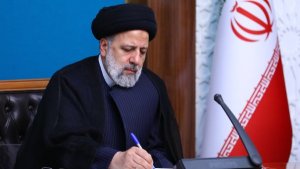 بعث رئیس الجمهوریة‌ برقیة تعزئة‌ لرحیل والدة السید مجید مجیدی
