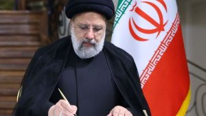 Dr Raisi congratulates national volleyball team for winning the Asian Games
