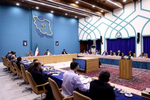 ارتقا و اصلاح منابع انسانی متناسب با وزن آن در نظام اداری مورد توجه قرار گیرد/ بخش قابل توجهی از نارضایتی‌ها از نظام اداری مربوط به زمان‌بر بودن انجام امور است/ ضرورت هماهنگی با دستگاه‌های نظارتی برون‌سازمانی در اجرای بخشنامه‌های تحول نظام اداری
