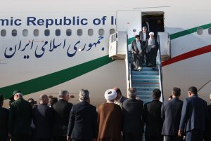 دکتر رئیسی وارد استان فارس شد
