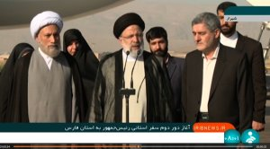 تمام تلاش دولت در این دو سال با هدف این بوده که مردم استان فارس در رفاه باشند و مشکلاتشان حل شود