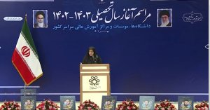 در زمینه حقوق ناچیز دانشجویان متاهل و کمبود خوابگاه‌های متاهلی هنوز موانع وجود دارد