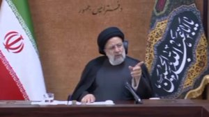 شورای پول و اعتبار به تولیدکنندگان کمک کند